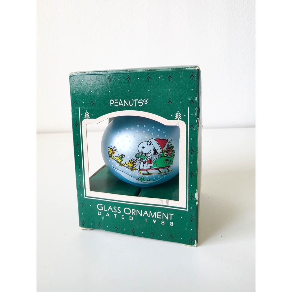 Vintage 1988 Hallmark Peanuts Snoopy Woodstock Glass Teardrop Ornament QX280-1
